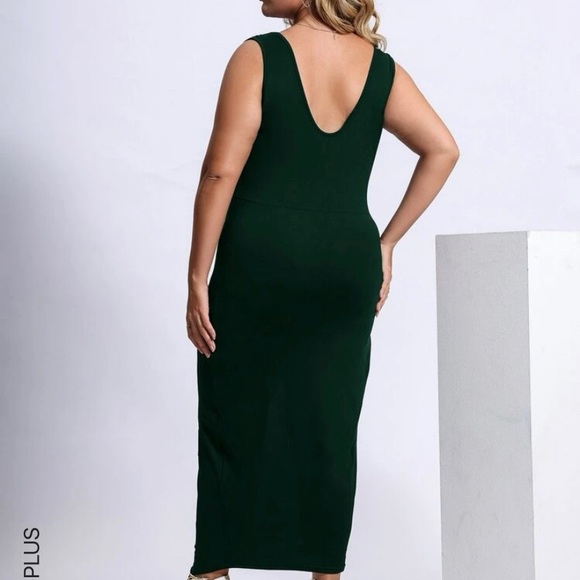 Shein dress fits like 2x - Picture 2 of 3